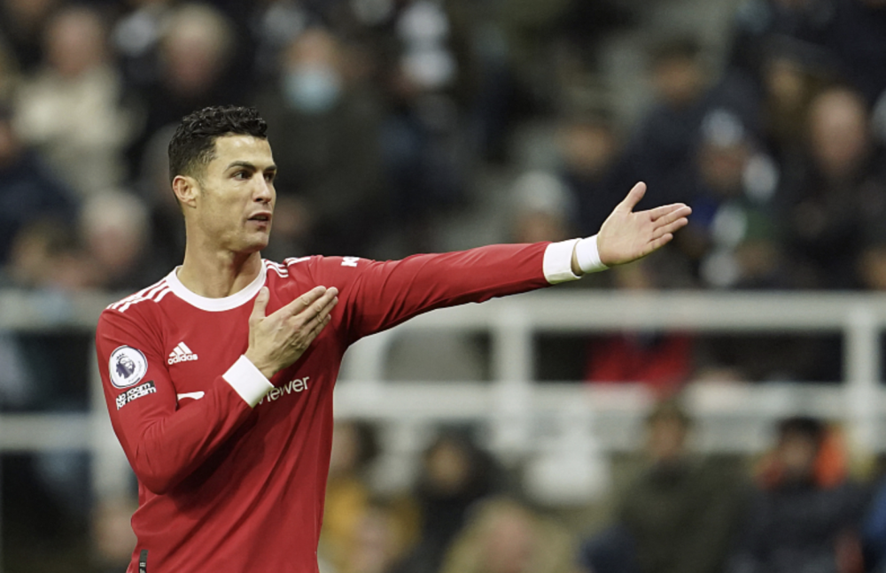 赛前足总杯传出新动向，勒沃库森状态回暖，管理层表态：引发热议，球探报告显示潜力(勒沃库森不败纪录刷新)-lol官方下载