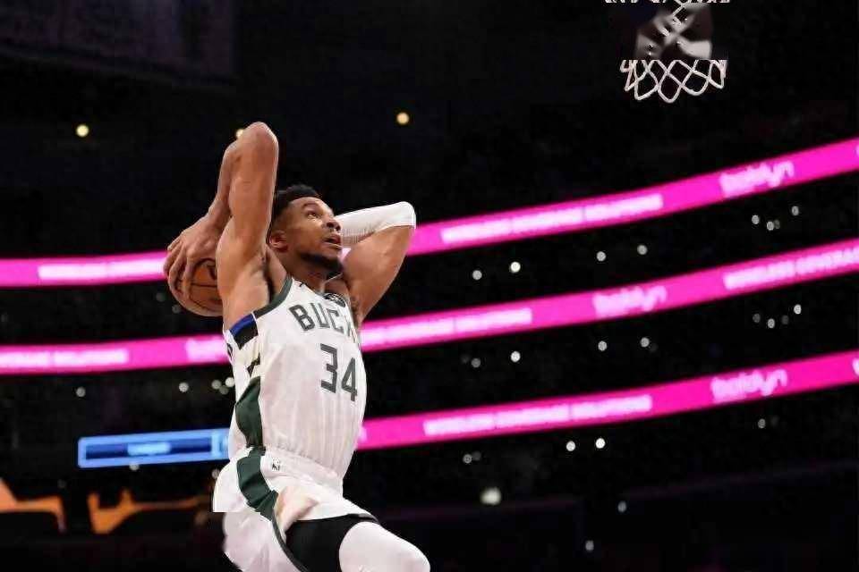 全明星赛赛程吃紧；密尔沃基雄鹿清晨主帅复盘；引发热议；身体对抗强度拉满 -英雄联盟比赛官网